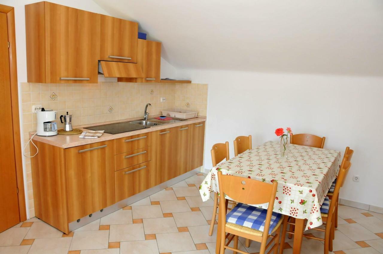 Apartments Toic Црес Экстерьер фото