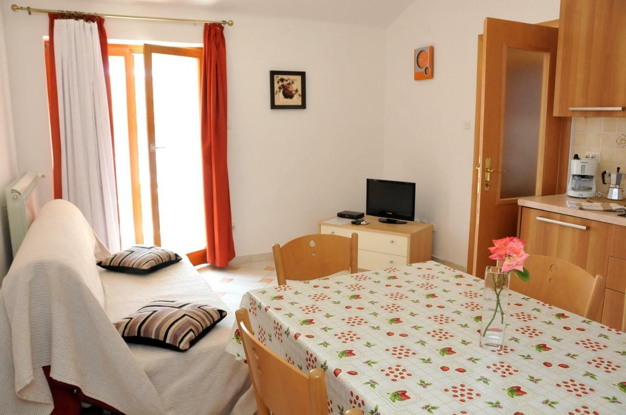 Apartments Toic Црес Экстерьер фото