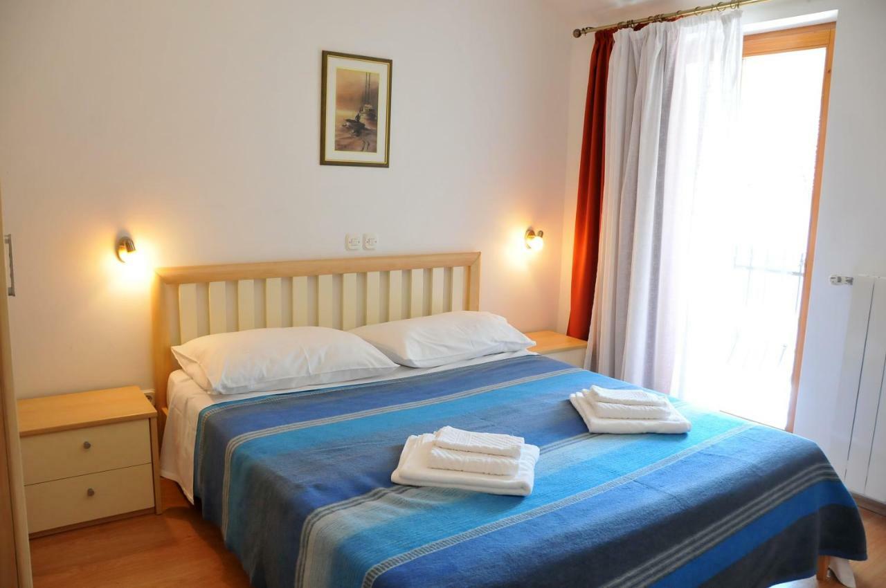 Apartments Toic Црес Экстерьер фото