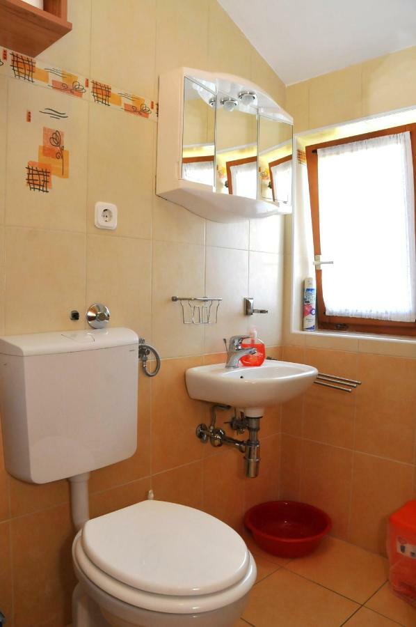 Apartments Toic Црес Экстерьер фото