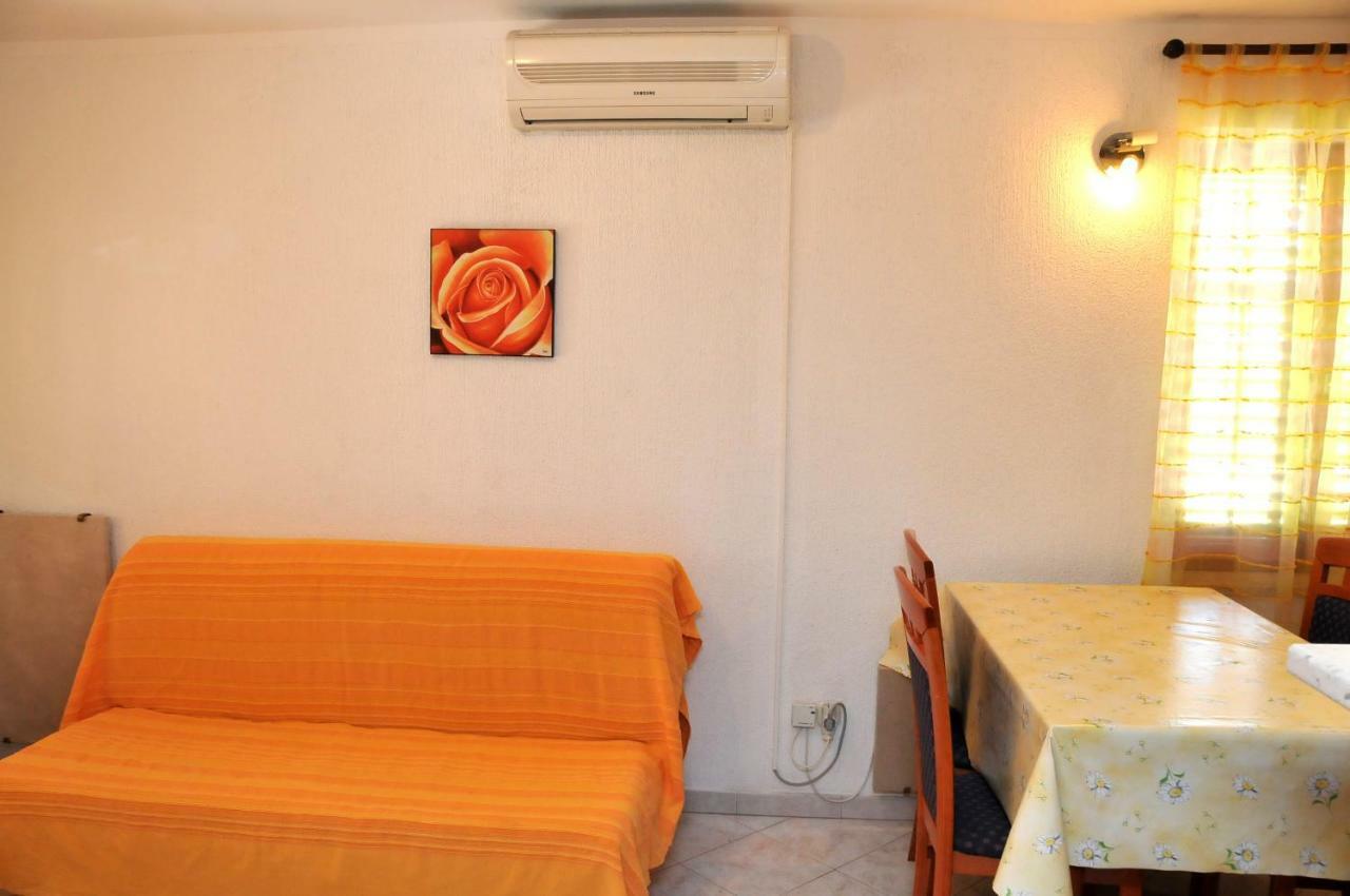 Apartments Toic Црес Экстерьер фото